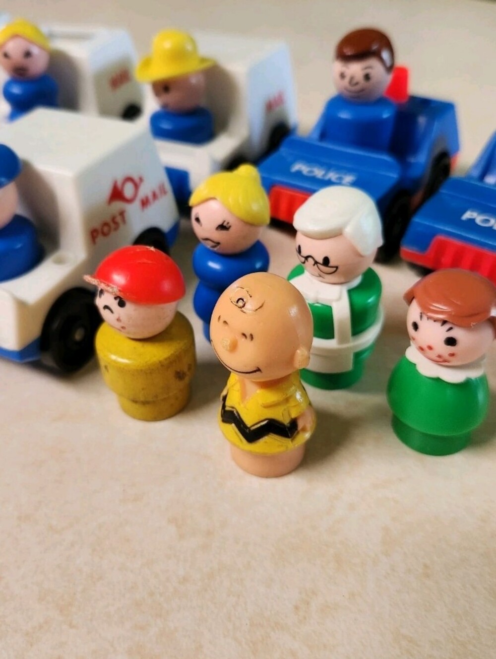 Vintage Fisher Price Little People 28 Pc Accessories Cars Animals Figures Lot - Picture 6 of 8